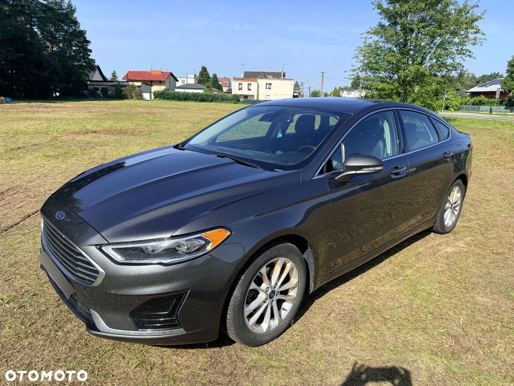 Ford Fusion - 9