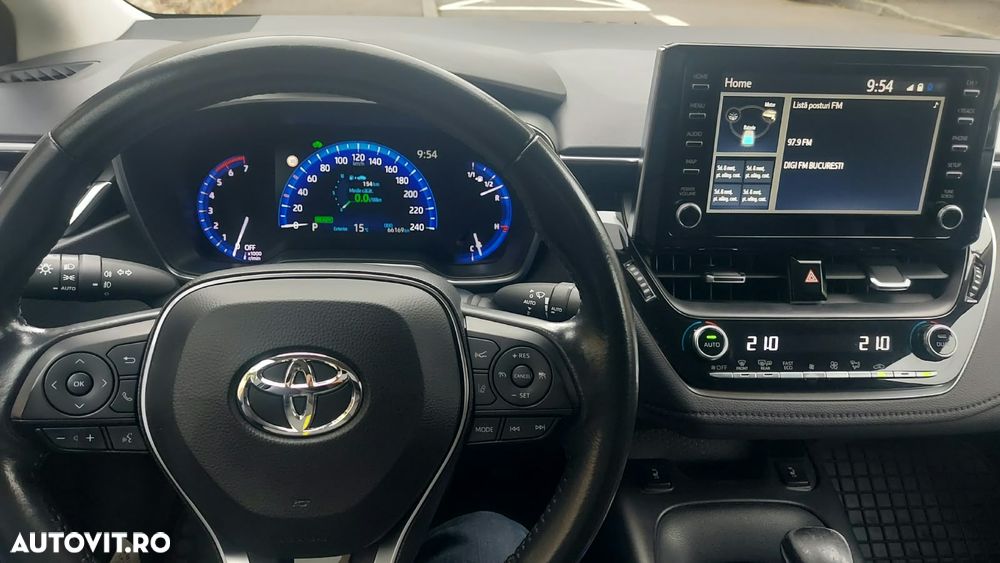 Toyota Corolla - 17