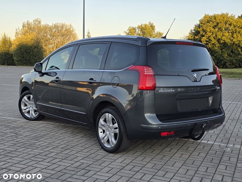Peugeot 5008 1.6 HDi Family 7os - 4