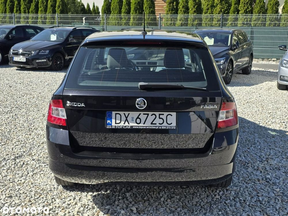 Skoda Fabia 1.2 TSI Active - 8