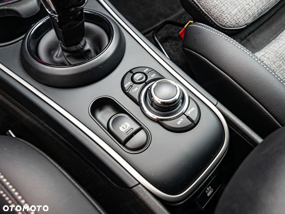 MINI Countryman Cooper ALL4 - 25