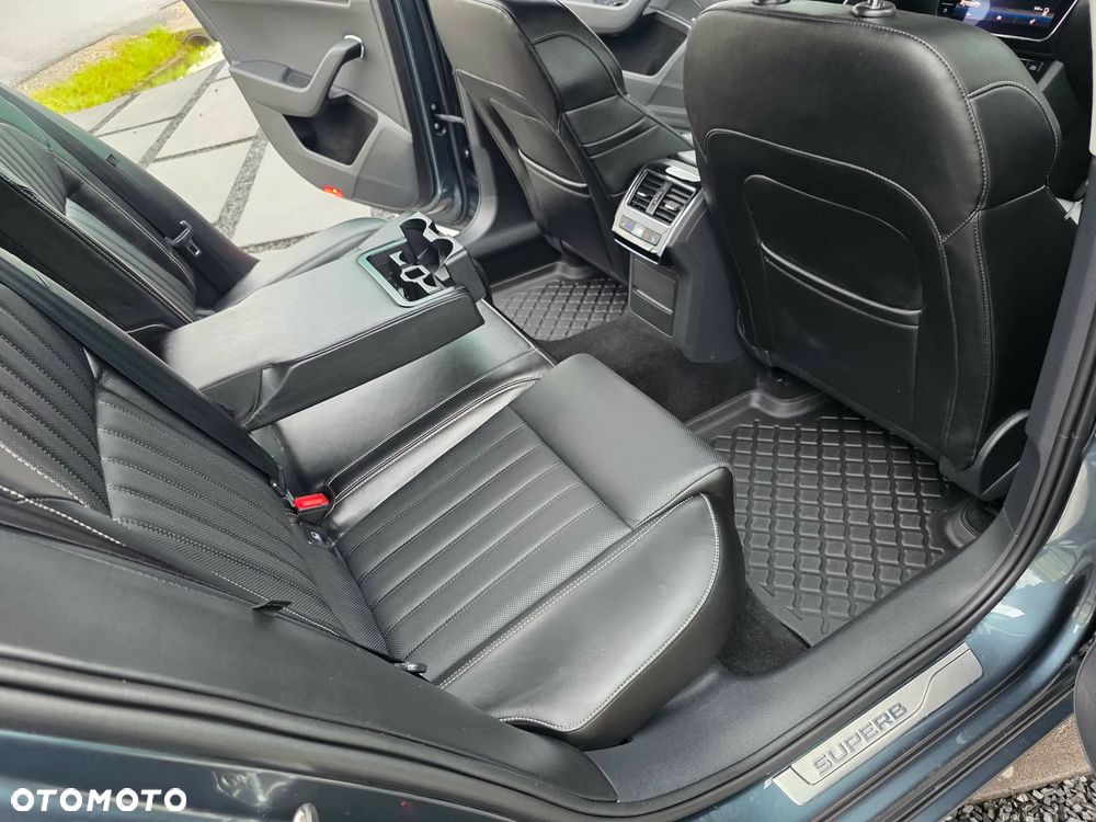 Skoda Superb 2.0 TDI DSG L&K - 12