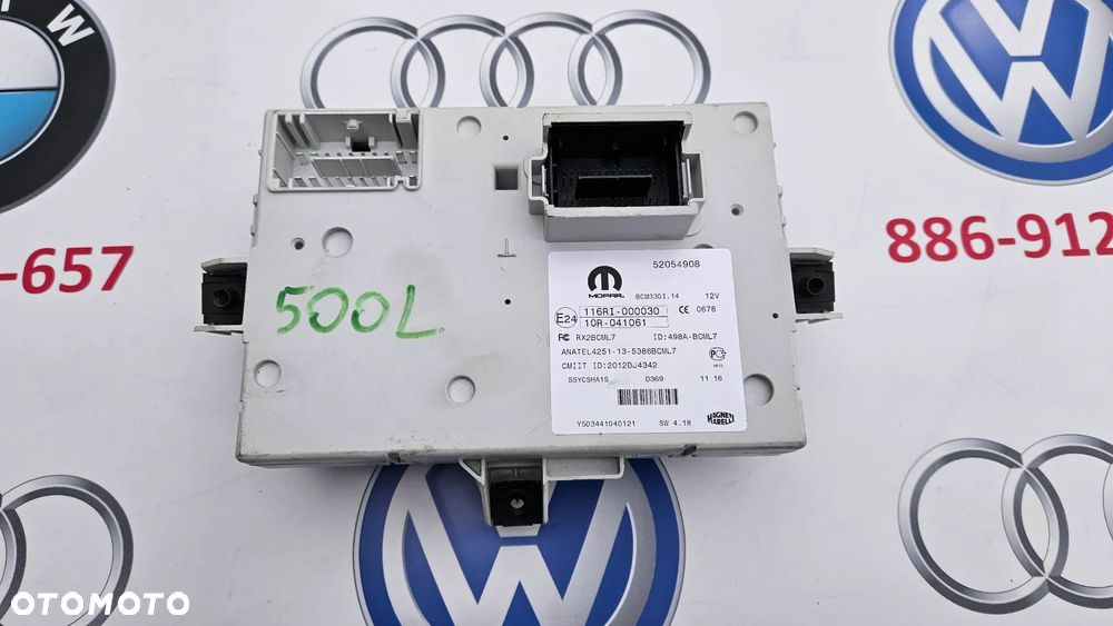 Fiat 500L  Skrzynka bezpieczników BCM Moduł BSI 52054908 - 1