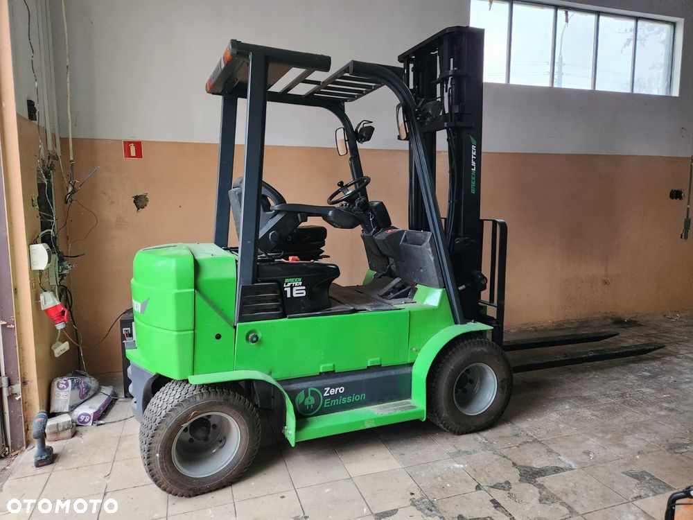 Toyota GreenLifter 1600 - 5