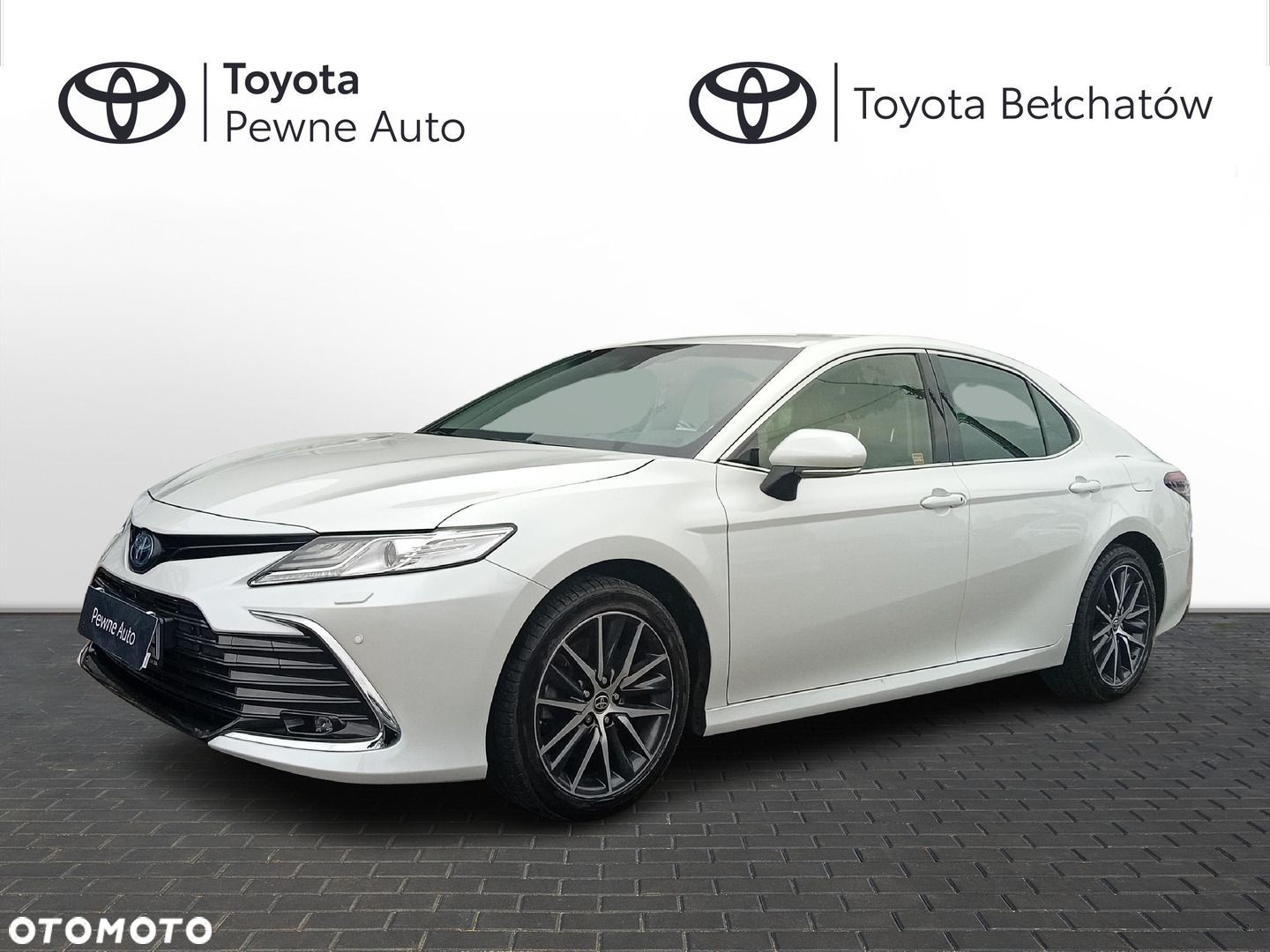 Toyota Camry - 1