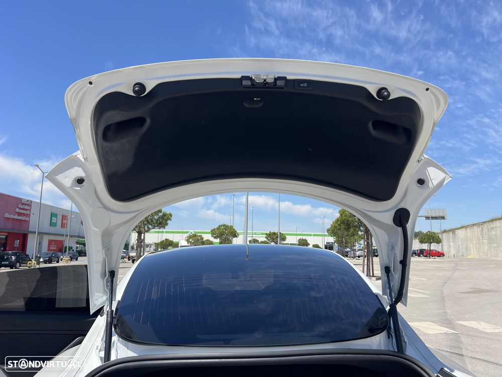 Tesla Model 3 Long Range AWD Dual Motor - 28