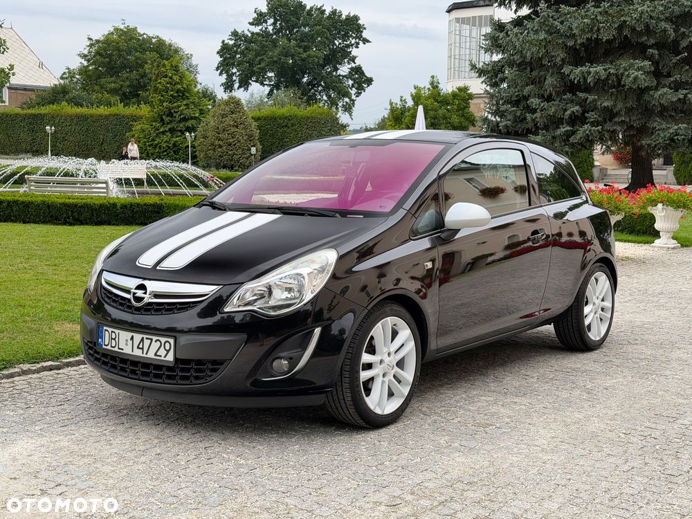 Opel Corsa 1.4 16V Edition 150 - 1
