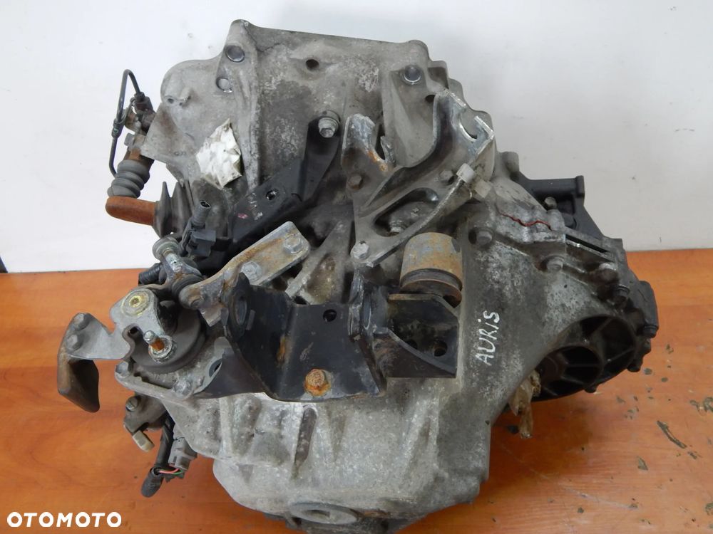 Skrzynia biegów 2.0 D4D Toyota Auris I avensis verso corolla 05-12 Łuków części - 4