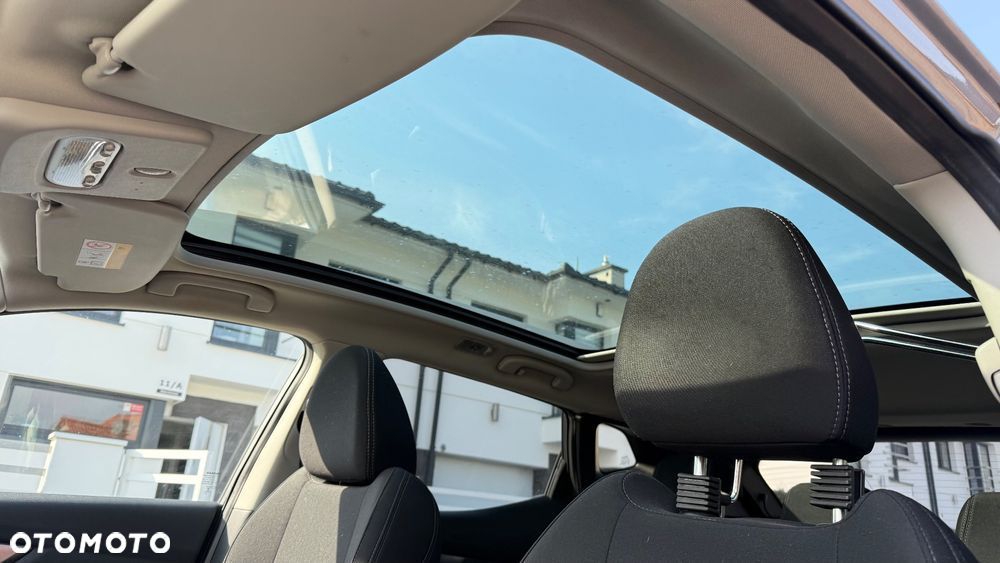 Nissan Qashqai 1.3 DIG-T N-Connecta - 9