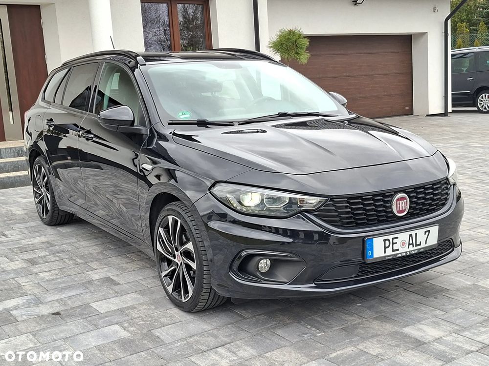 Fiat Tipo 1.4 T-Jet 16v S-Design - 1