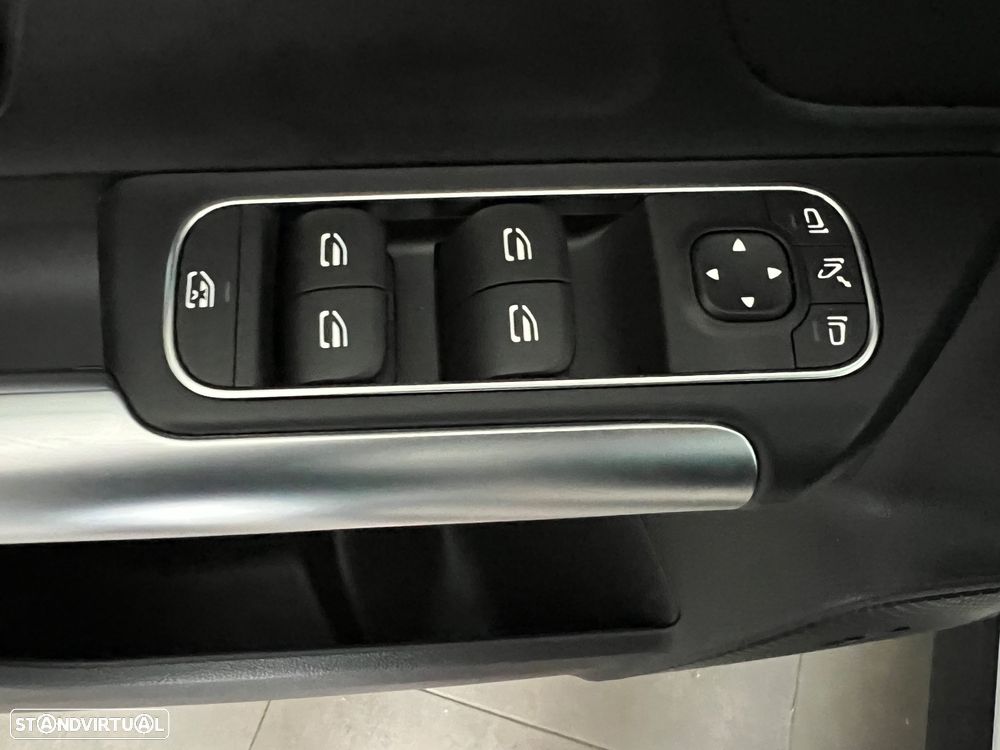 Mercedes-Benz EQA 300 4Matic Progressive - 23