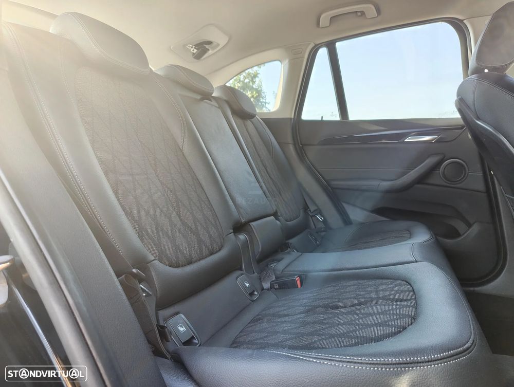 BMW X1 25 e xDrive xLine - 9