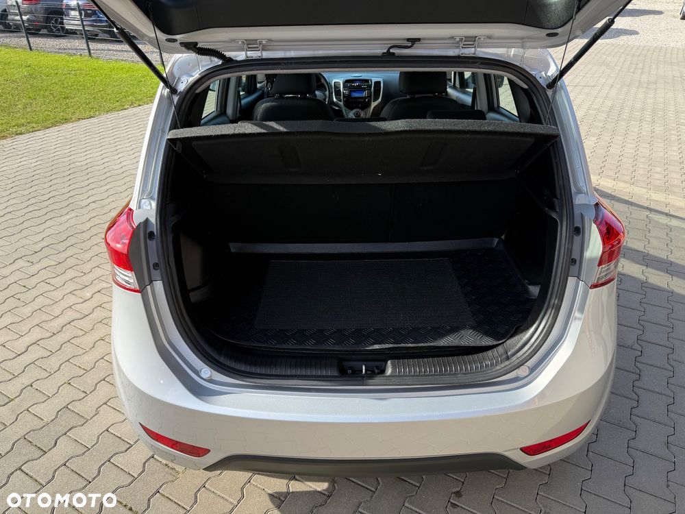 Hyundai ix20 1.4 Comfort - 32