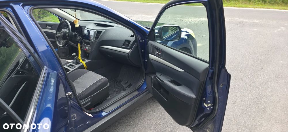 Subaru Outback 2.5i Active - 16
