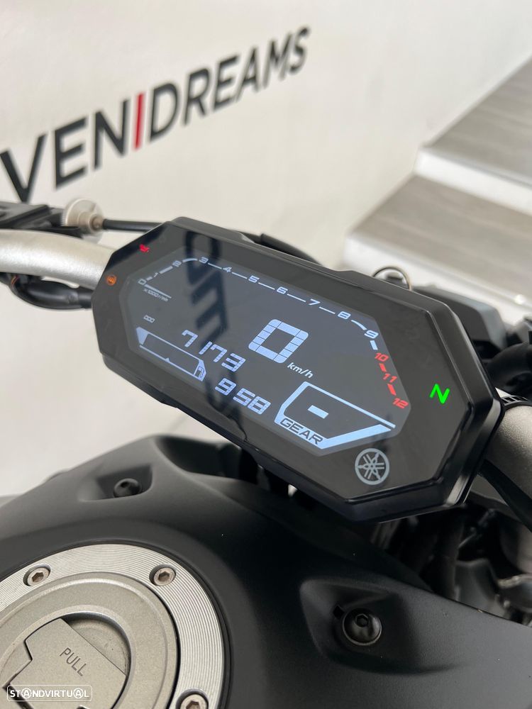 Yamaha MT-07 - 14