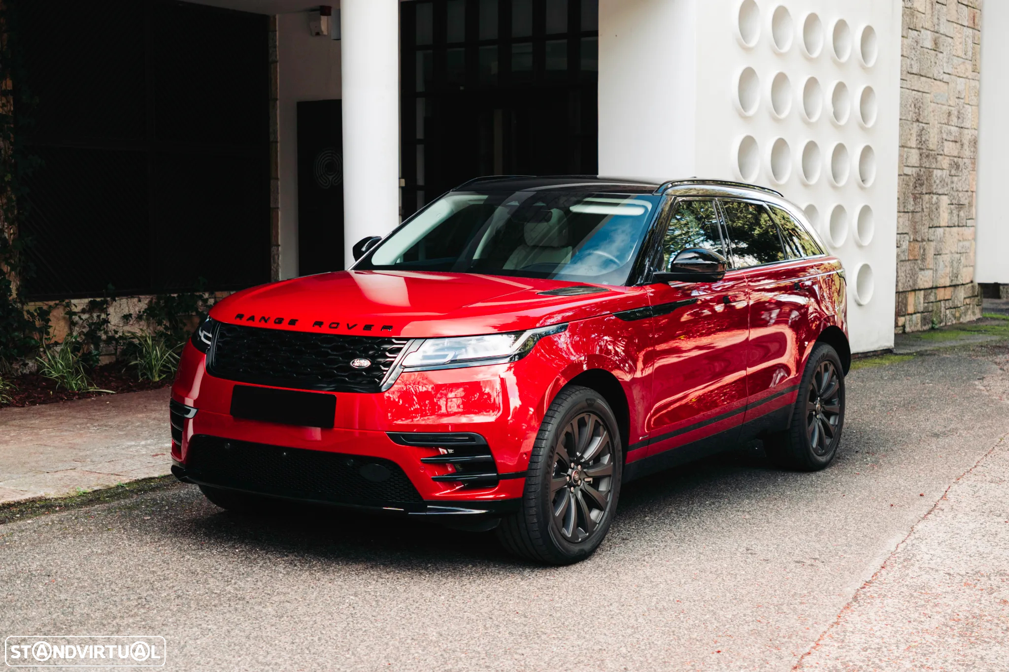 Land Rover Range Rover Velar 2.0 P400e AWD R-Dynamic - 4