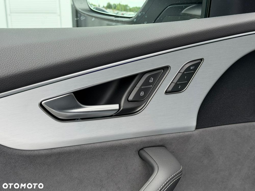 Audi Q8 SUV TDI quattro 210 kW tiptronic - 11