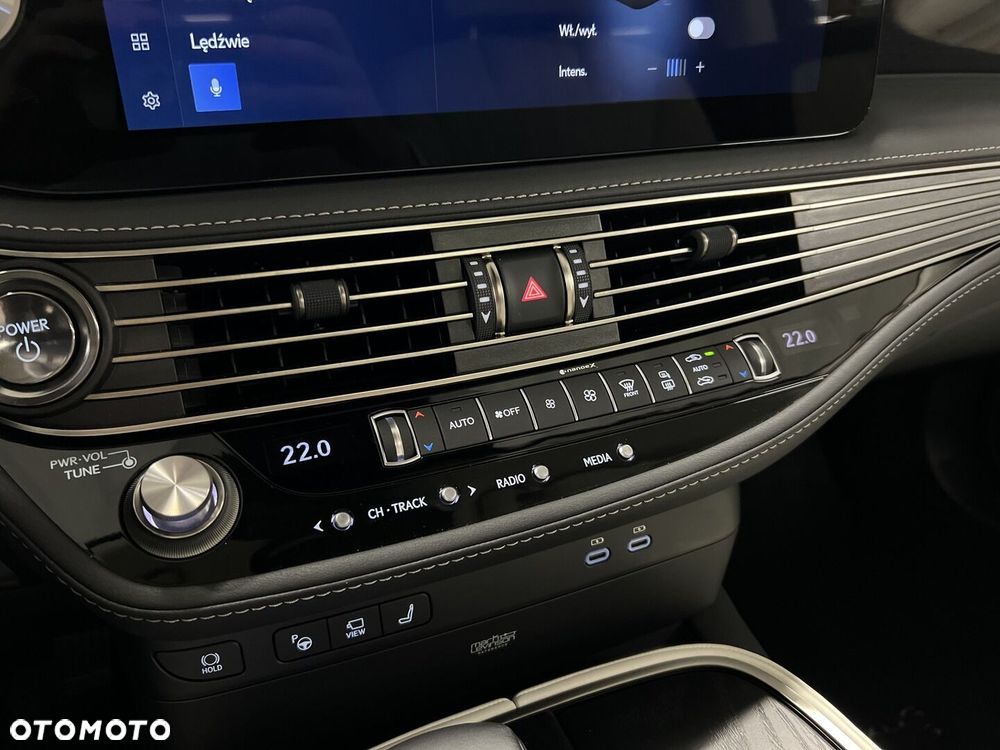 Lexus LS 500h Omotenashi AWD - 34