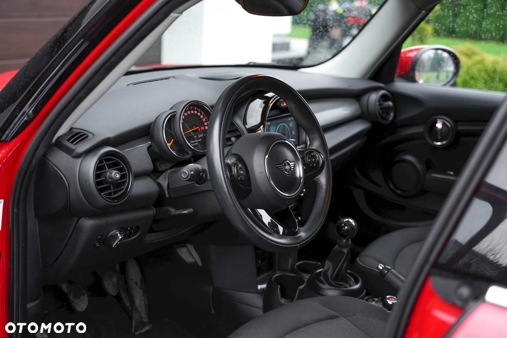 MINI ONE Standard - 15