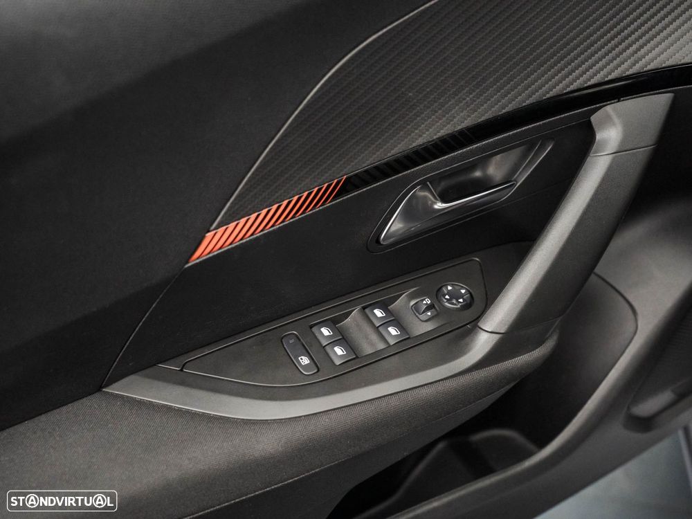 Peugeot e-2008 50 kWh Active Pack - 16