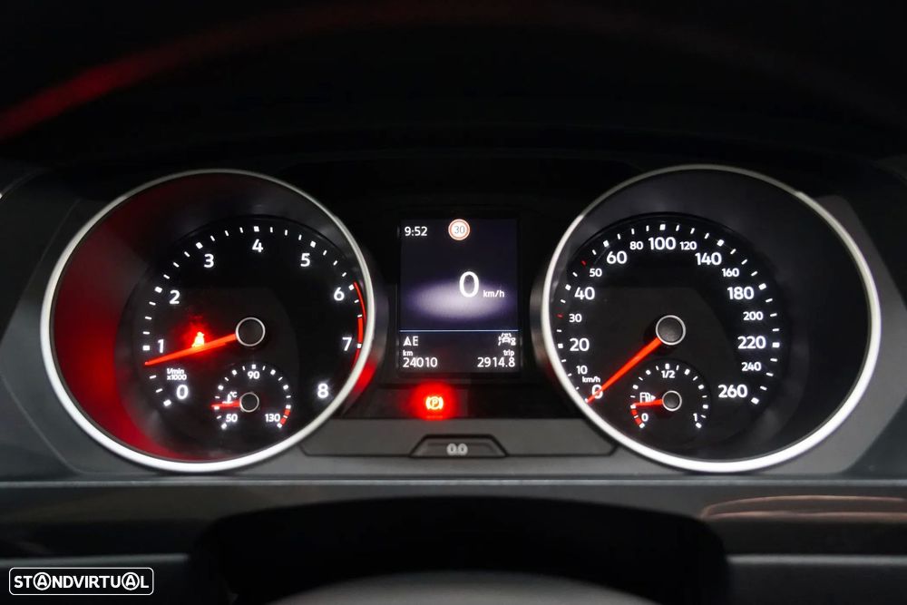 VW Tiguan 1.5 TSI Confortline - 9