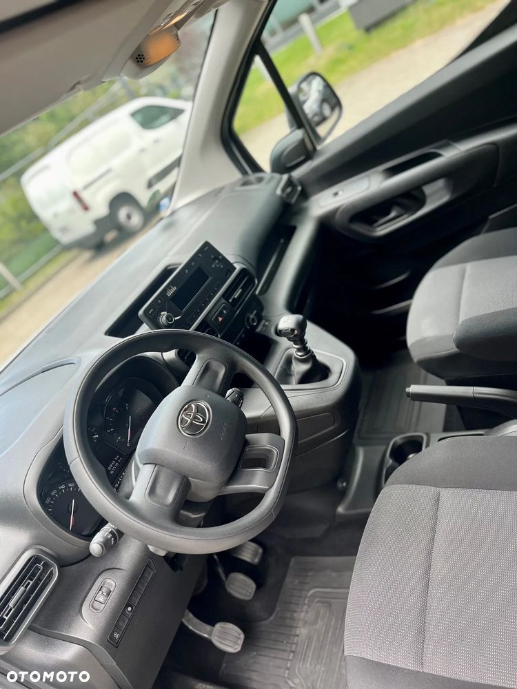Toyota ProAce Kombi D-4D Medium 2,6t - 13