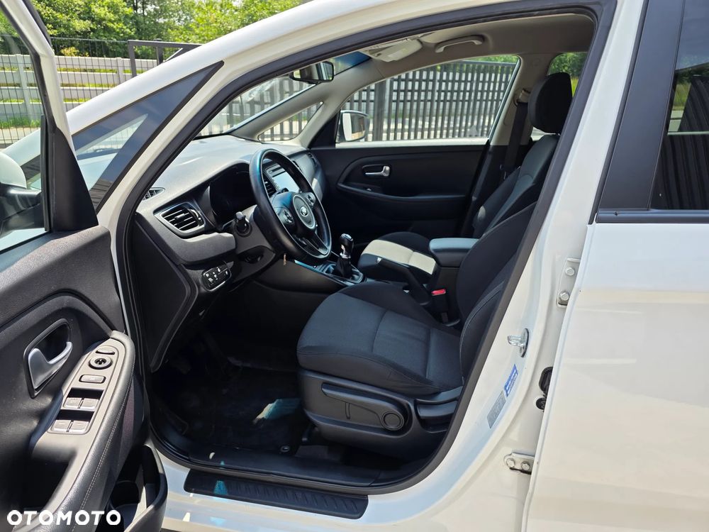 Kia Carens 1.7 CRDi 141 UEFA EURO 2016 - 7