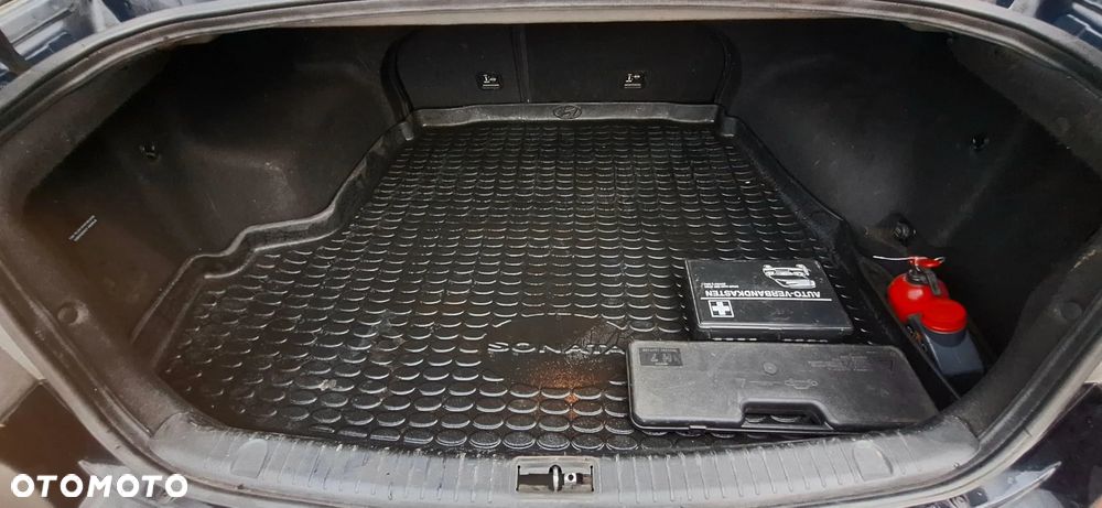 Hyundai Sonata 2.0 CRDi Style - 9