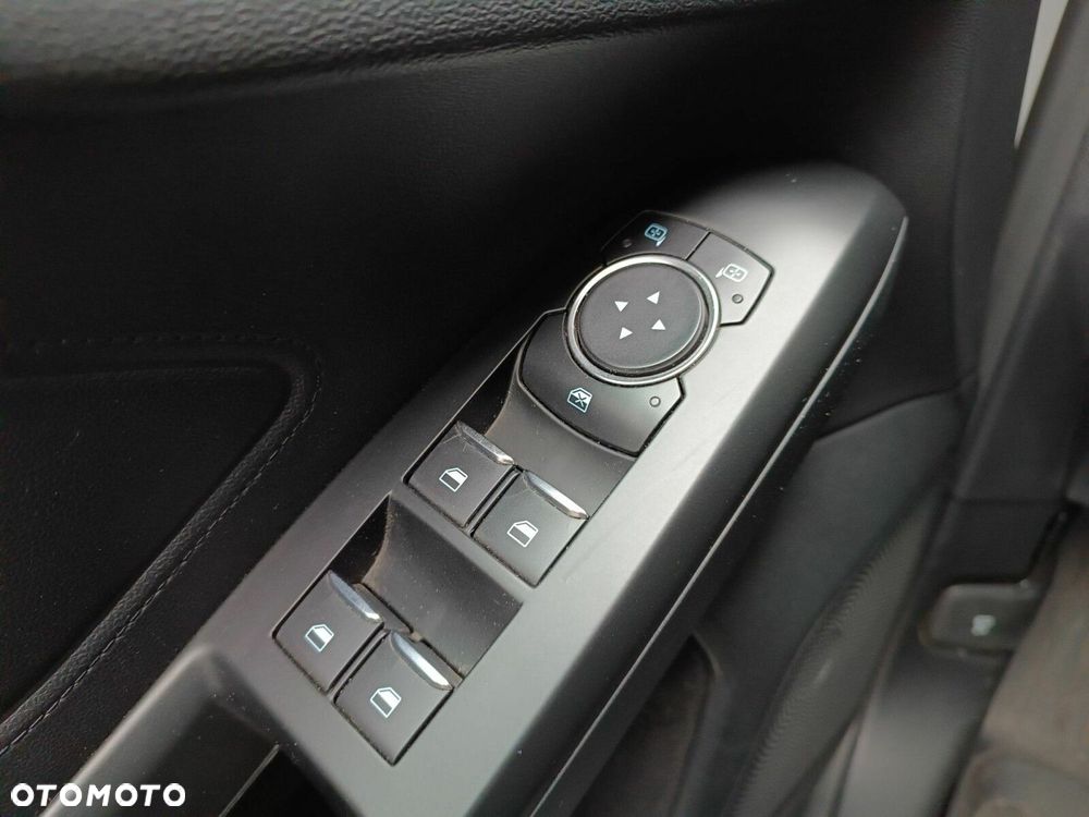 Ford Focus 1.5 EcoBlue Trend - 27