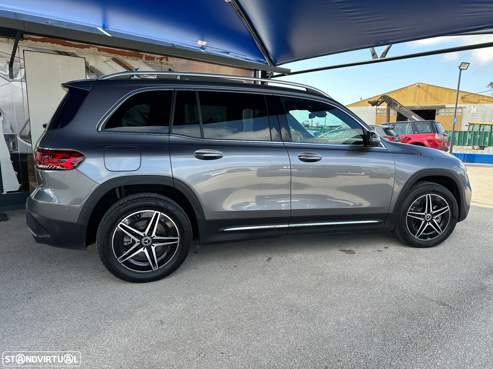 Mercedes-Benz EQB 250+ AMG Line - 9