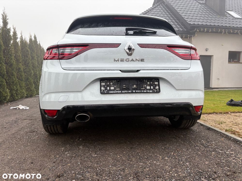 Renault Megane ENERGY TCe 130 BOSE EDITION - 6