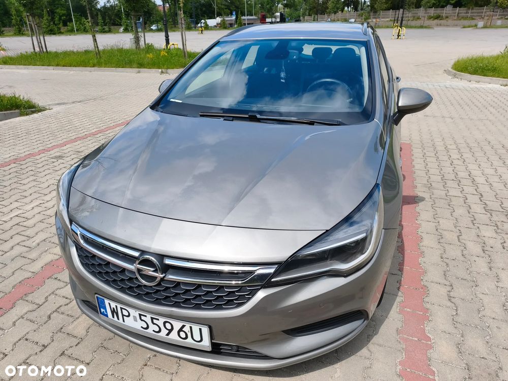 Opel Astra 1.6 CDTI Elite - 11