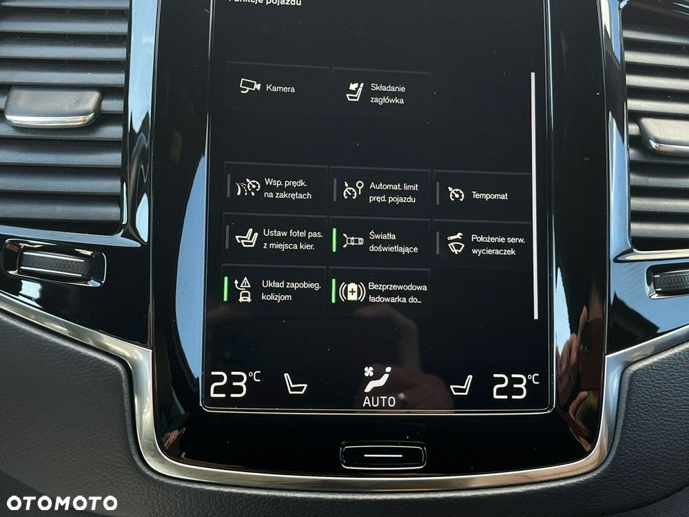 Volvo XC 90 - 37