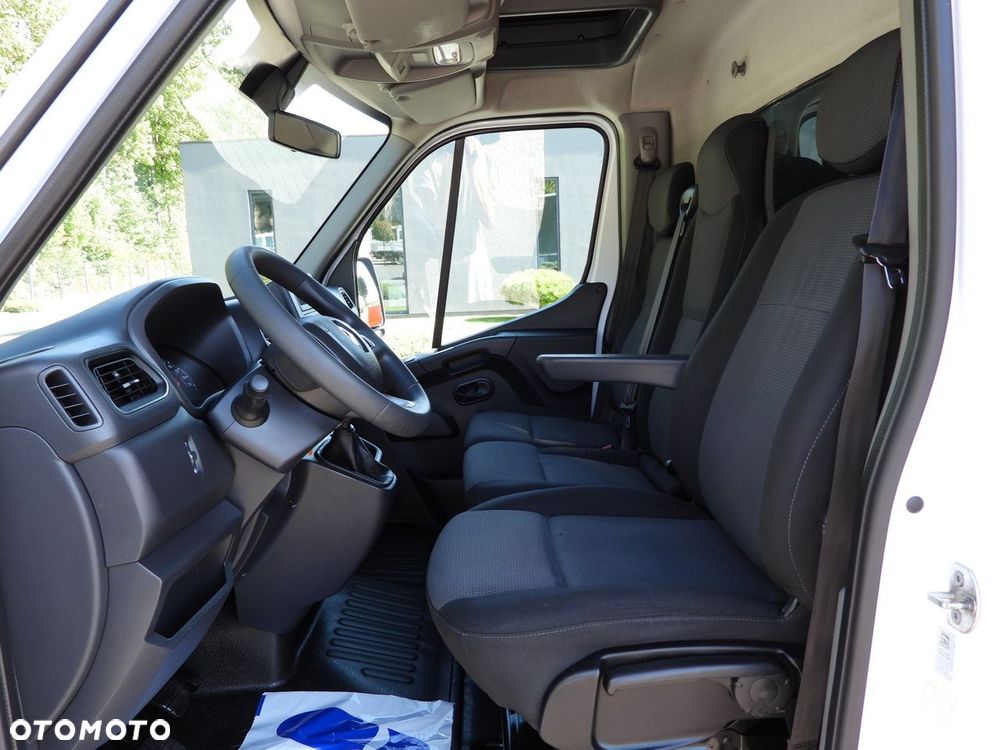 Renault MASTER PLANDEKA 10 PALET WEBASTO TEMPOMAT LEDY KLIMATYZACJA  165KM - 27