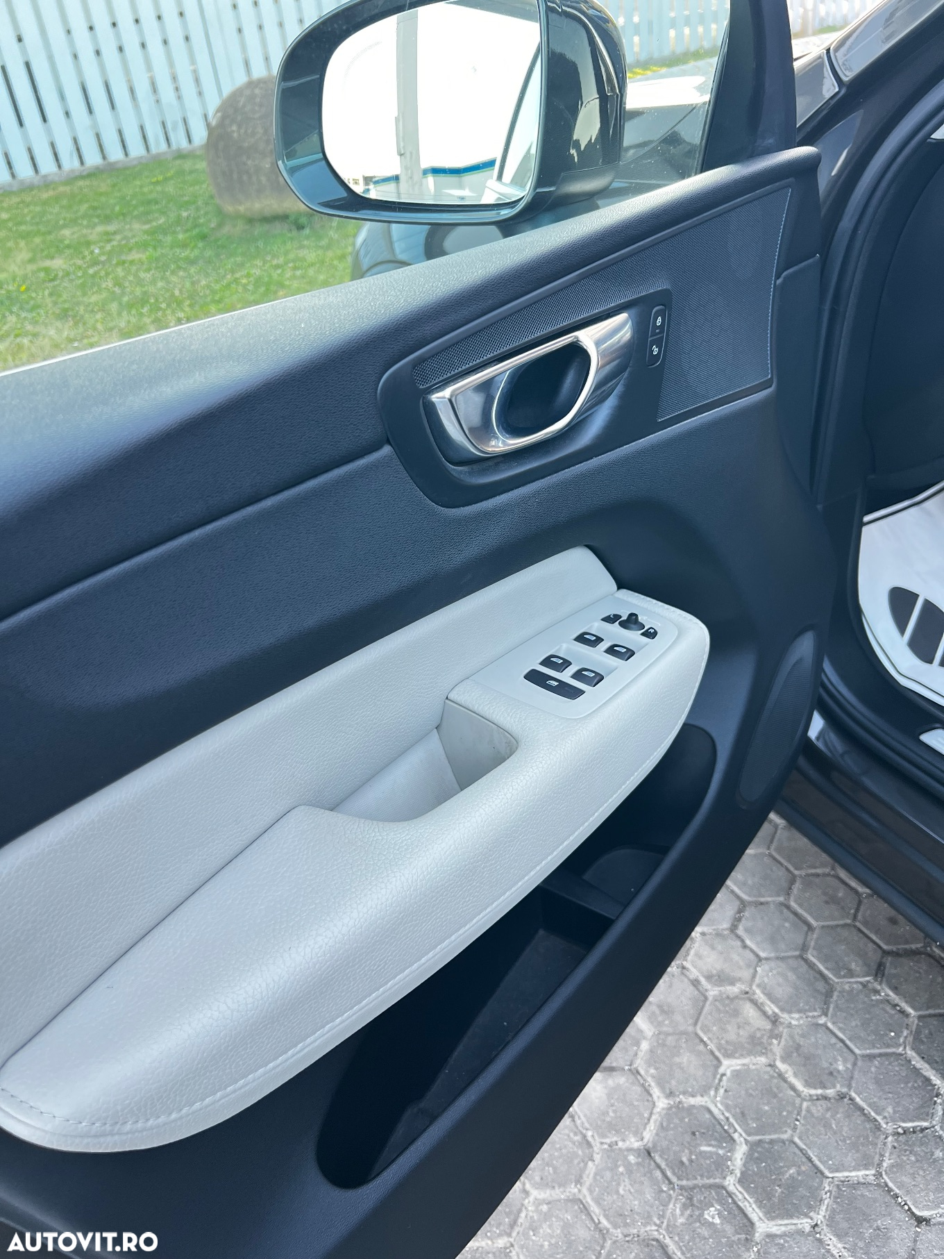 Volvo XC 60 D4 Geartronic Momentum Pro - 8