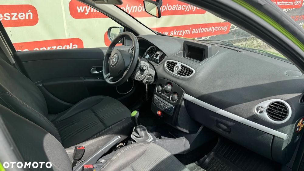 Renault Clio - 14