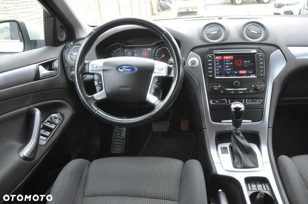 Ford Mondeo 2.0 EcoBoost Titanium - 13