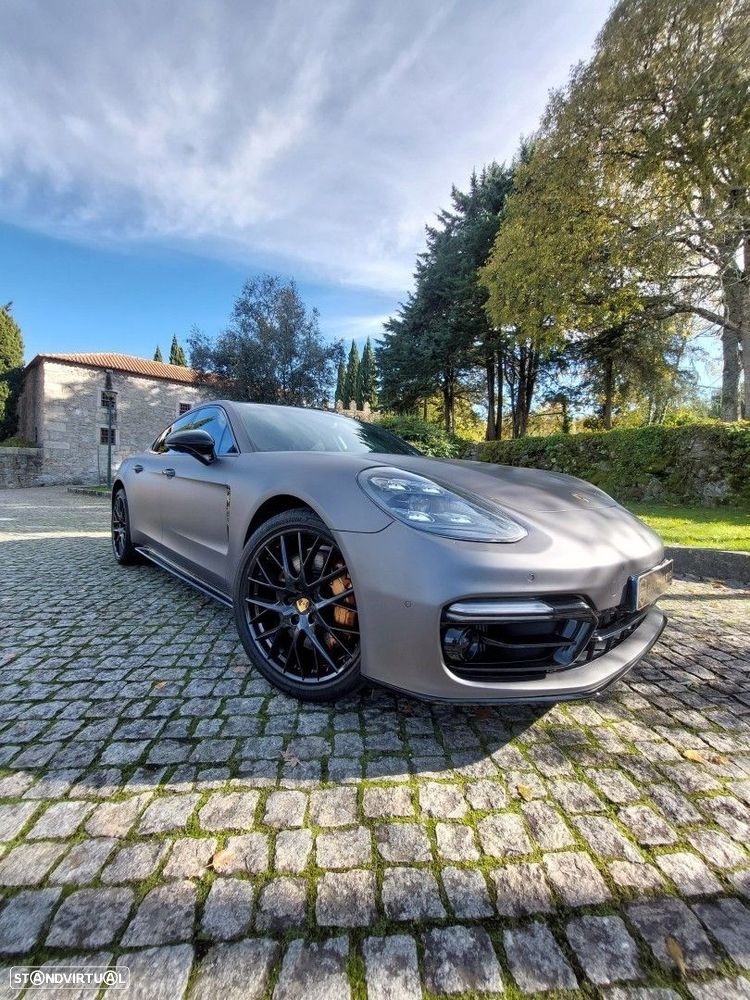 Porsche Panamera 4 E-Hybrid - 28