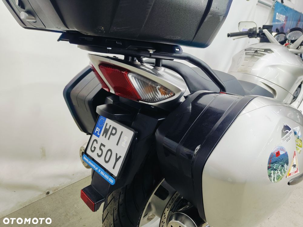 Yamaha FJR - 11