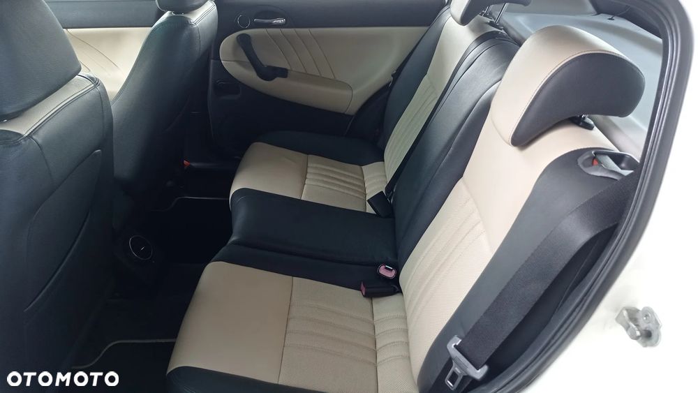 Alfa Romeo 147 1.6 Twin Spark AMICA - 36