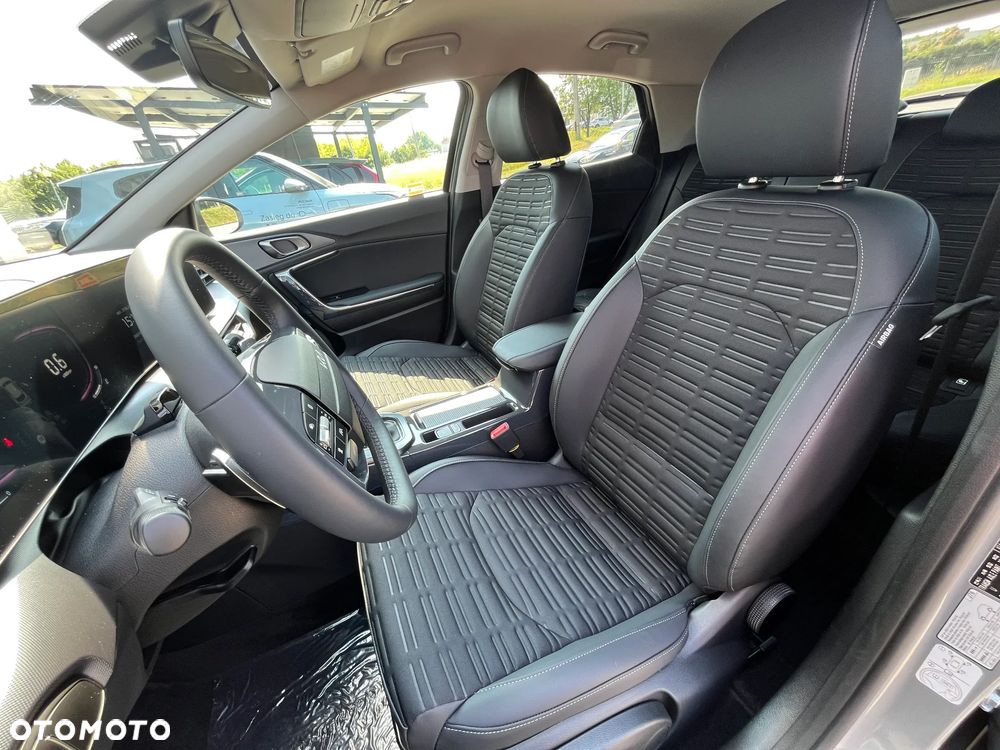Kia XCeed 1.6 T-GDI L DCT - 16