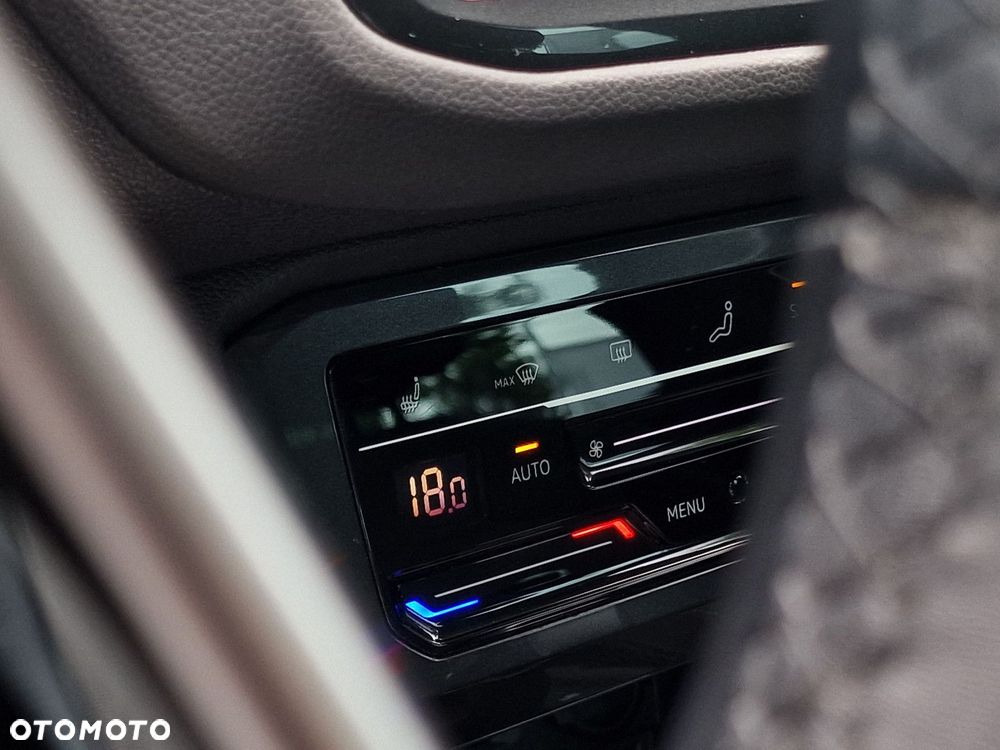 Volkswagen Tiguan 2.0 TDI SCR 4Mot Elegance DSG - 36