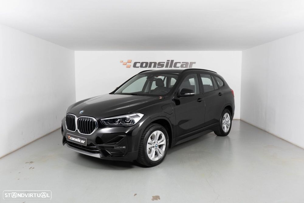 BMW X1 25 e xDrive Corporate Edition - 1