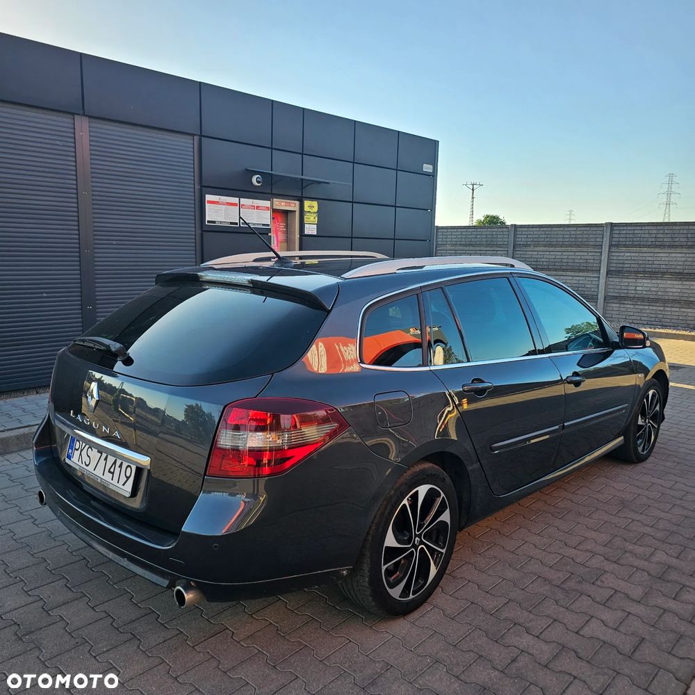 Renault Laguna dCi 150 FAP Bose - 9