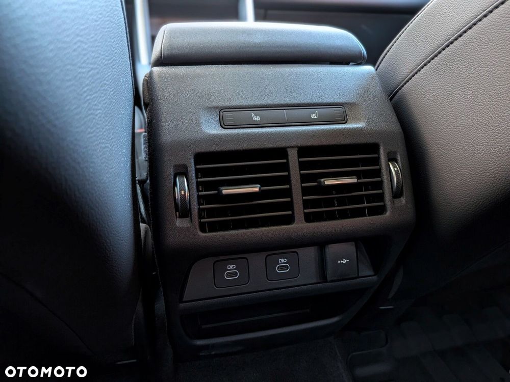 Land Rover Discovery Sport 2.0 D200 mHEV S - 37