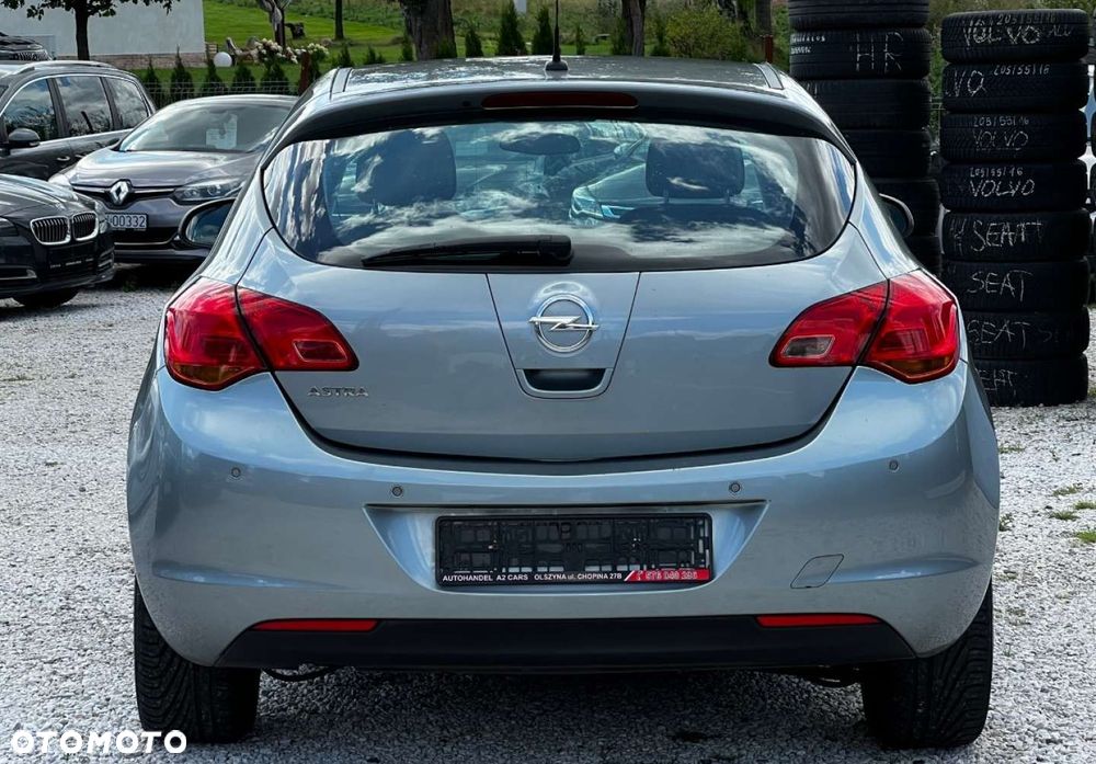 Opel Astra - 9