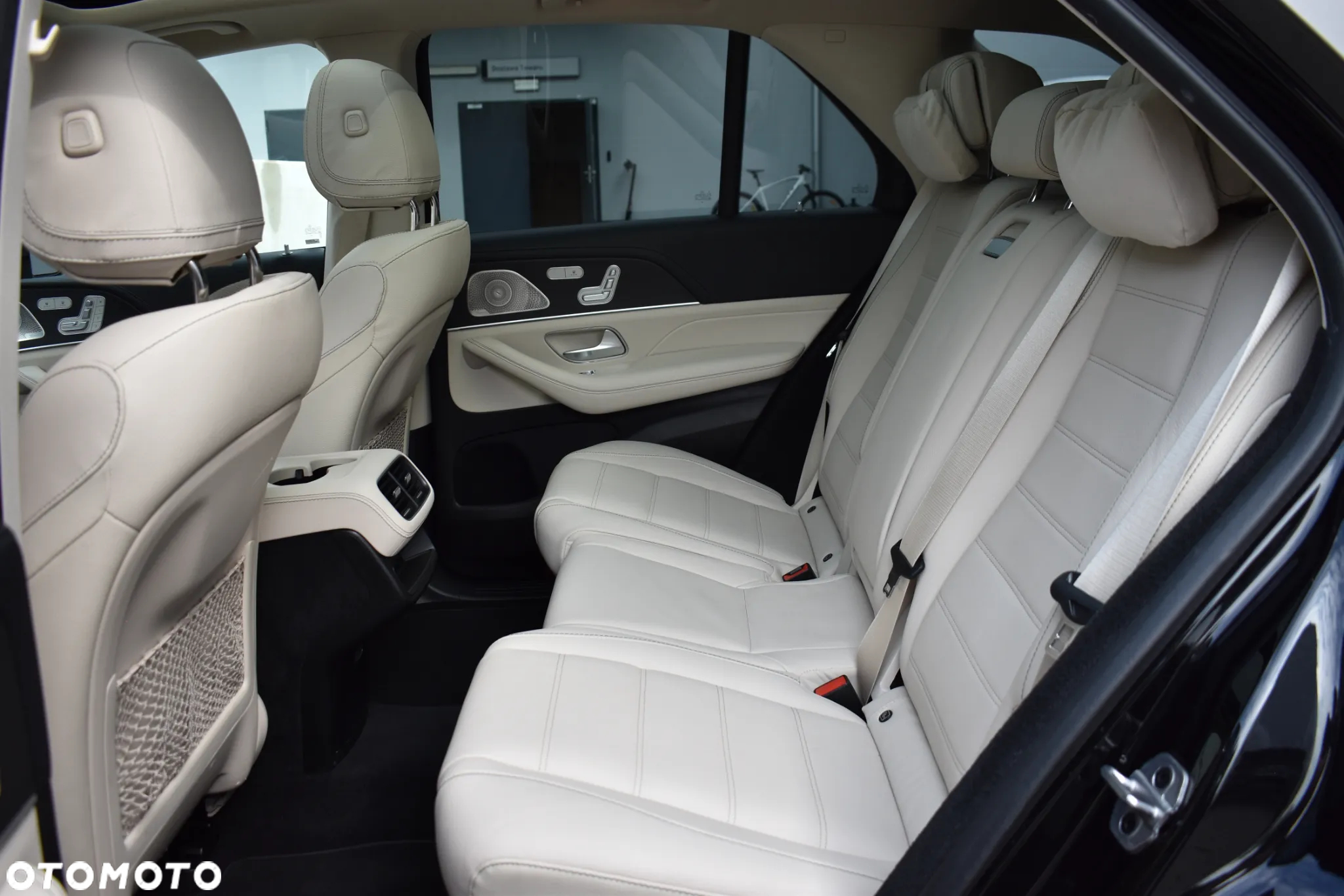Mercedes-Benz GLE 400 d 4Matic 9G-TRONIC AMG Line - 20