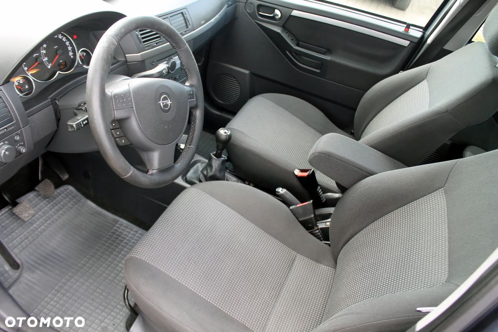 Opel Meriva 1.4 Essentia - 10