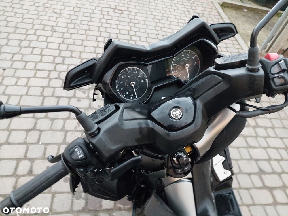 Yamaha X-max - 9