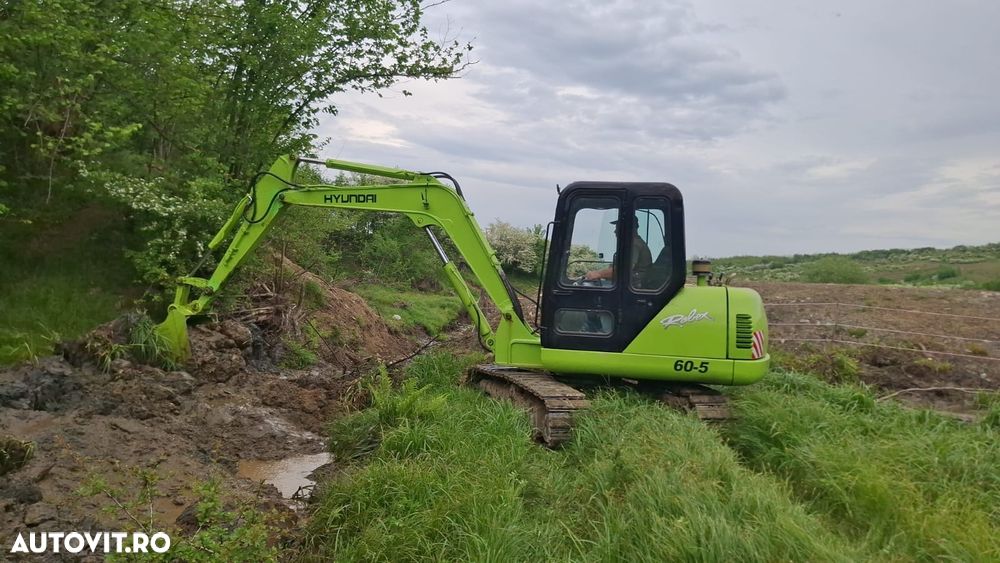 Hyundai Robex R60-5 - 8